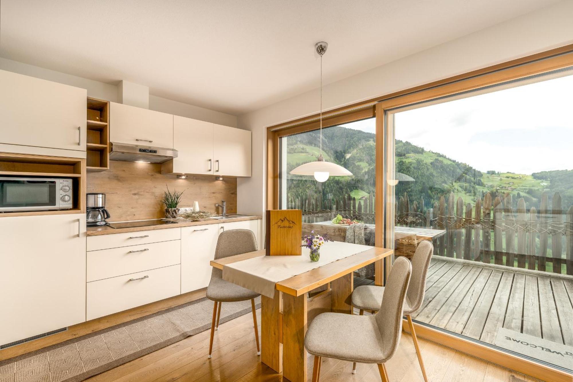 Tratterhof Apartments Vallarga Bagian luar foto
