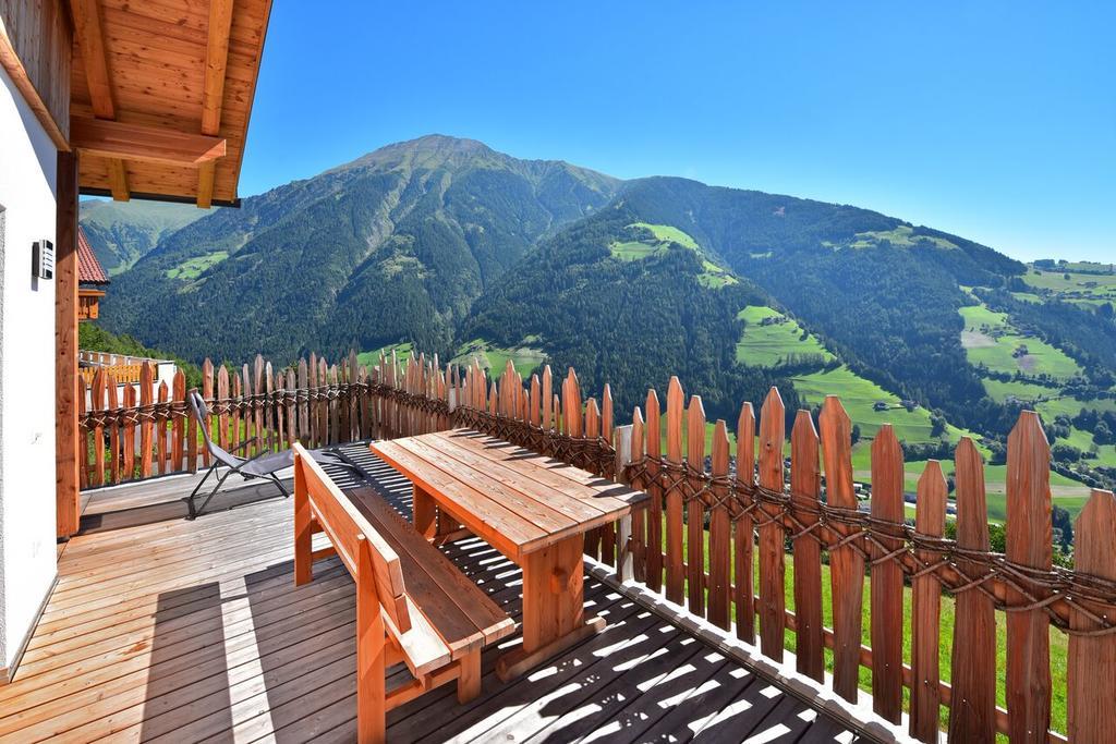 Tratterhof Apartments Vallarga Bagian luar foto